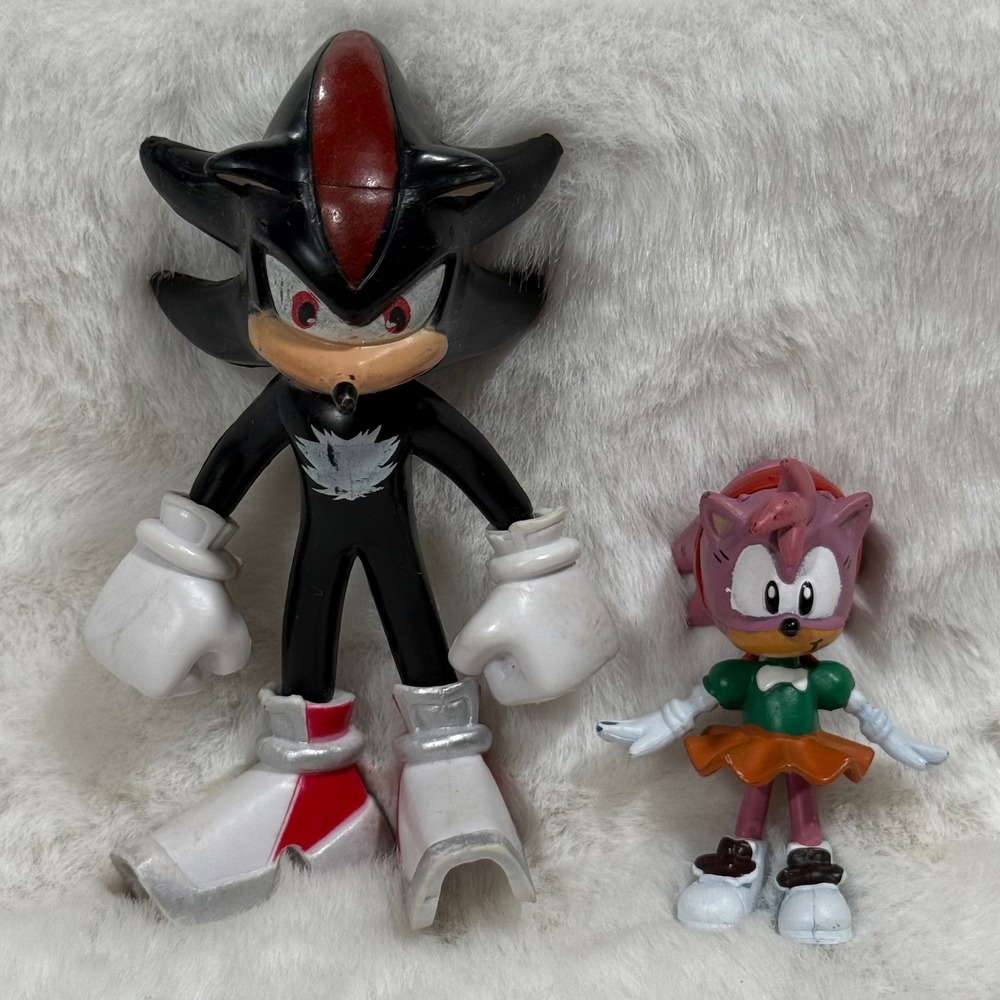 Sonic the Hedgehog Figure Lot Shadow and Classic Amy Rose Action Figures SEGA